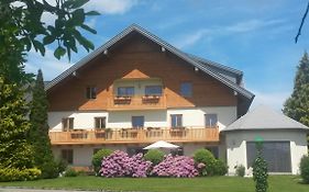 Pension Kreuzinger, 5310 Tiefgraben